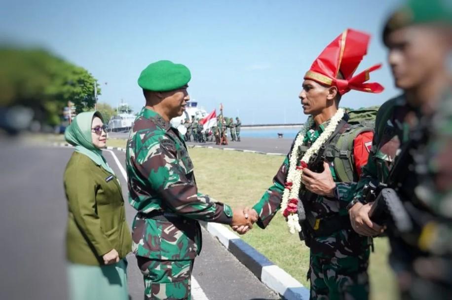 Pangdam XIV/Hasanuddin Sambut Kepulangan 350 Prajurit Satgas Yonzipur 8/SMG dari Perbatasan RI-Malaysia