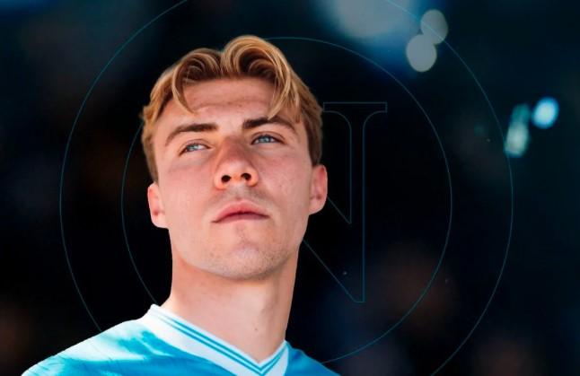 Hojlund Cetak Brace, De Bruyne Pecahkan Rekor Assist: Napoli Bungkam Sporting 2-1 di Liga Champions