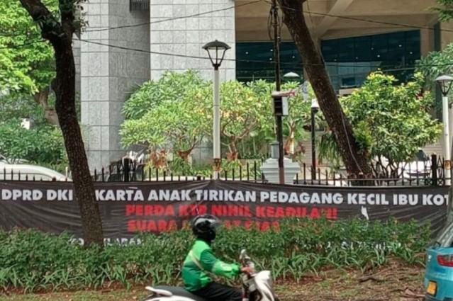 Pemprov DKI Jakarta Tampung Aspirasi Pedagang Terkait Raperda Kawasan Tanpa Rokok