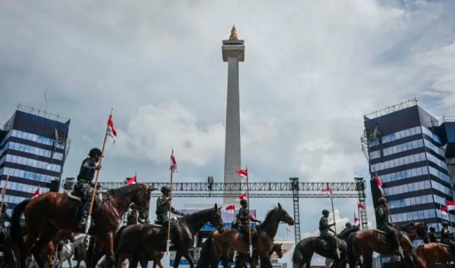 Tugu Monas Ditutup Sementara Saat Peringatan HUT ke-80 TNI, Ribuan Alutsista Tampil di Jakarta Pusat