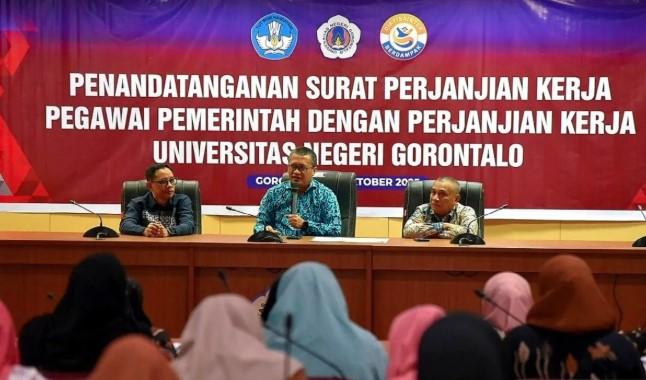 265 PPPK Universitas Negeri Gorontalo Resmi Teken Perjanjian Kerja, Diharapkan Jadi Penguat Kinerja Institusi