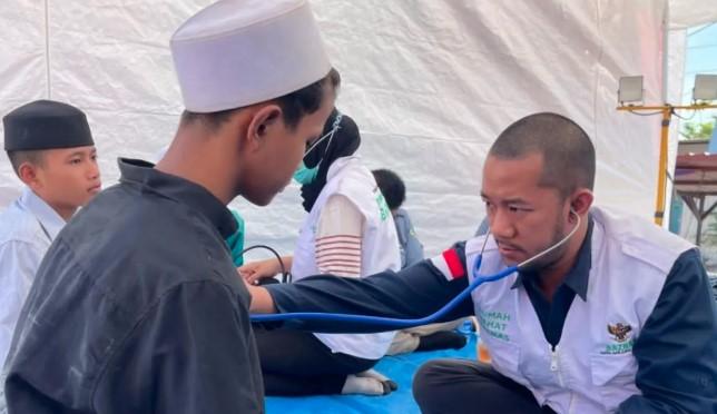 Baznas RI Buka Layanan Kesehatan dan Dapur Umum untuk Korban Musala Ambruk di Ponpes Al Khoziny Sidoarjo