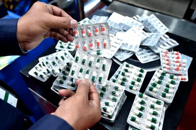 India Temukan Kandungan Berbahaya dalam Sirup Obat Batuk Coldrif, Diduga Terkait Kematian 12 Anak