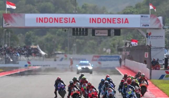 BMKG Prediksi Hujan Ringan di Puncak Balapan MotoGP Mandalika 2025