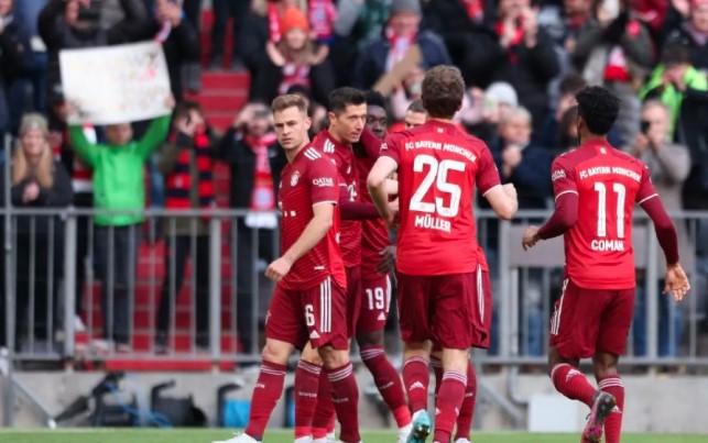 Bayern Muenchen Kokoh di Puncak Bundesliga Setelah Kalahkan Frankfurt 3-0