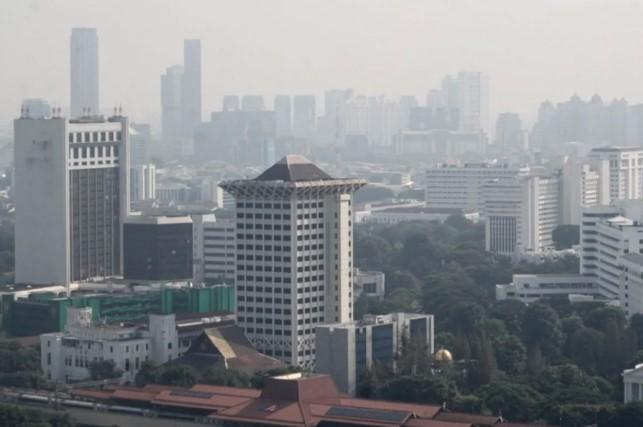 Udara Jakarta Masuk Kategori Tidak Sehat, Peringkat Kelima Terburuk di Dunia