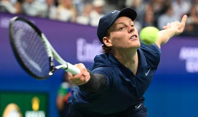 Jannik Sinner Mundur dari Shanghai Masters 2025 karena Kram, Tallon Griekspoor Lolos ke Babak Keempat