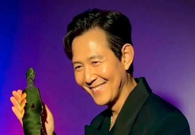 Lee Jung Jae Jadi Orang Korea Pertama Penerima Chaplin Award Asia 2025