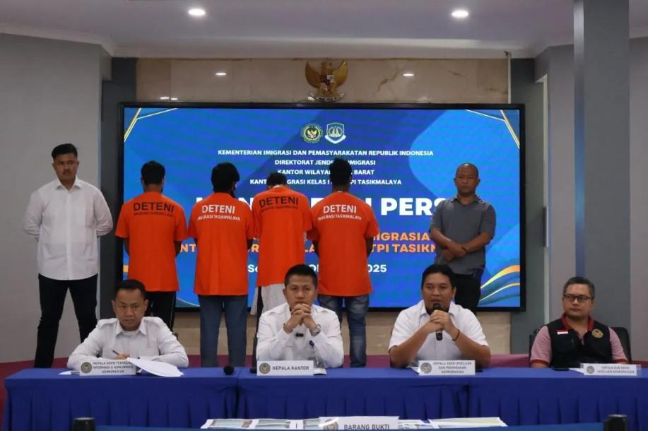 Empat WNA Asal Bangladesh Diamankan di Garut, Diduga Masuk Indonesia Secara Ilegal