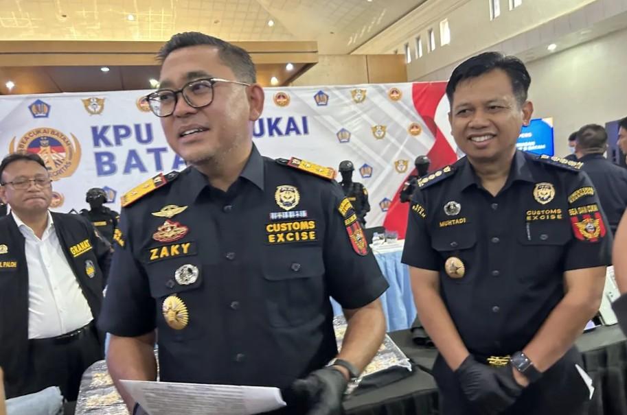 Bea Cukai Batam Gagalkan Masuknya 18 Kontainer Limbah Berbahaya dari Amerika Serikat