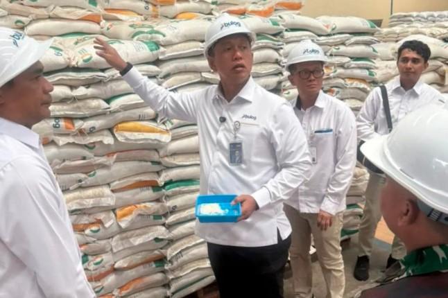 Bulog Kirim 270 Ton Beras ke Ternate, Tegaskan Komitmen Jaga Kualitas dan Keamanan Pangan