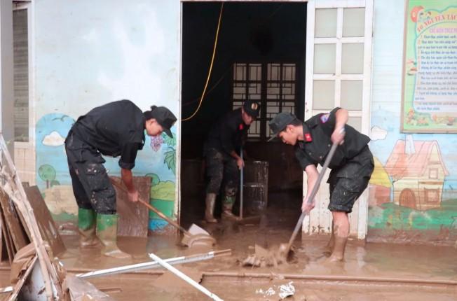 Topan Matmo Landa Vietnam, Delapan Orang Tewas dan Puluhan Ribu Rumah serta Lahan Rusak