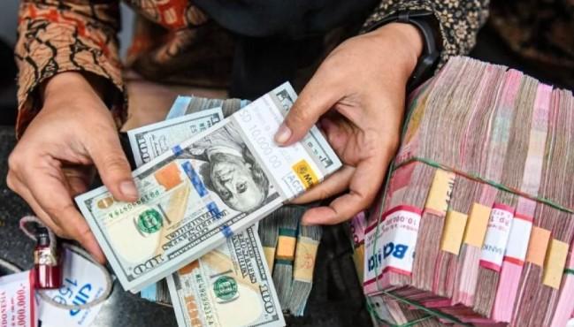 Rupiah Menguat ke Rp16.556, Didukung Optimisme Pemangkasan Suku Bunga The Fed dan Keyakinan Konsumen Domestik
