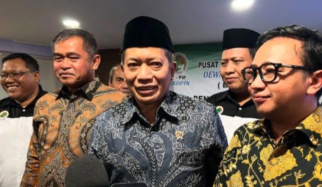 Menkop Ferry Ungkap Tiga “Senjata” Utama untuk Bangkitkan Koperasi: Dekopin, Ikopin University, dan LPDB