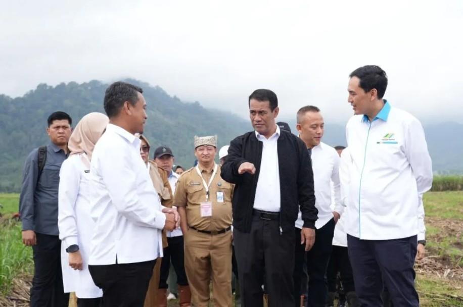 Program Bongkar Ratoon Tebu di Jawa Sasar 80 Ribu Hektare, Mentan Targetkan Swasembada Gula Nasional