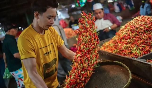 Harga Sejumlah Komoditas Pangan Turun, Cabai dan Beras Ikut Terkoreksi