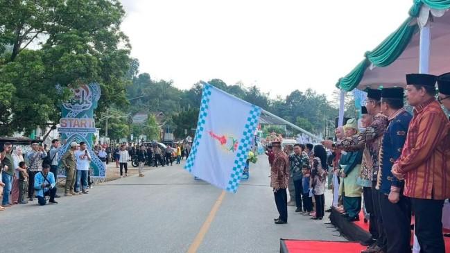Pawai Taaruf dan Kendaraan Hias Warnai Pembukaan STQH Nasional ke-28 di Kendari