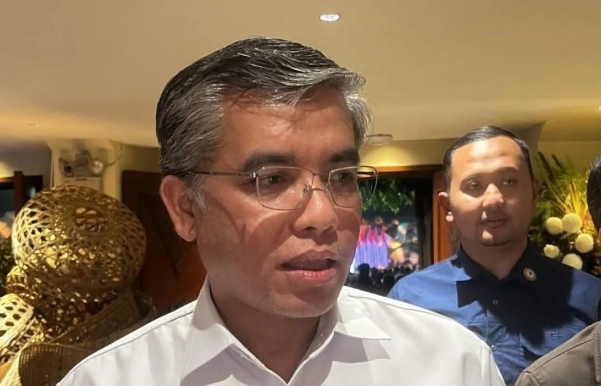 Pemerintah Kaji Kenaikan UMP 2026, Menaker: “Tunggu Saja, Masih Proses”