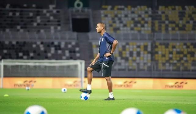 Gagal Bawa Indonesia ke Piala Dunia 2026, Masa Depan Patrick Kluivert Masih Tanda Tanya