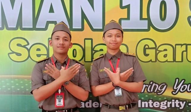 Dua Siswa SMAN 10 Samarinda Ciptakan Aplikasi AI PINTAR untuk Lestarikan Batik Kalimantan