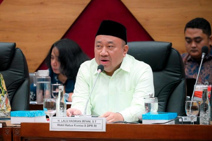 DPR Dukung Program Makan Bergizi Gratis Lewat Konsep School Kitchen, Dorong Regulasi dan Pengawasan Ketat