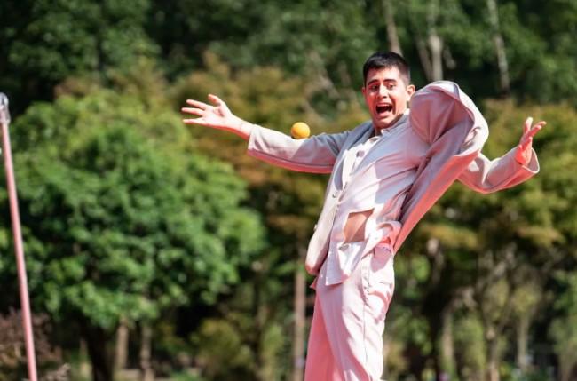 Festival Teater Akrobatik Internasional Zhangjiajie 2025 Resmi Dibuka, Tampilkan Aksi Spektakuler dari Berbagai Negara