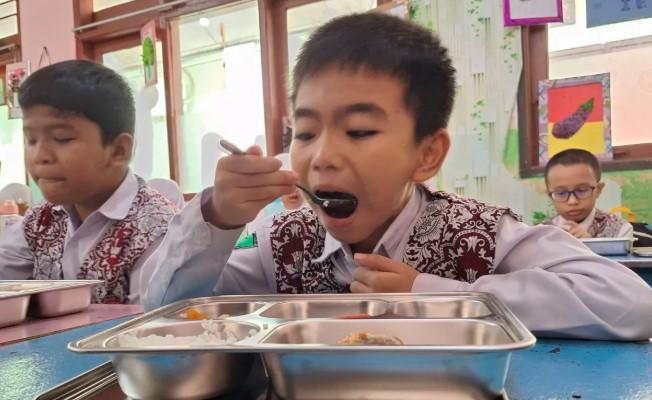 Pemkab Penajam Paser Utara Luncurkan Program Makan Bergizi Gratis Mandiri untuk Percepat Pemerataan Gizi Pelajar