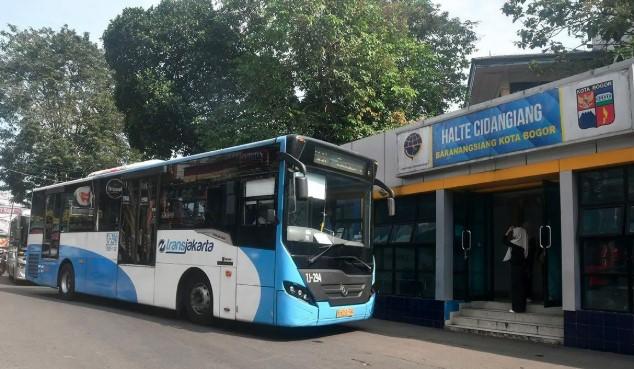 Transjabodetabek Masuk Finalis Penghargaan Transportasi Internasional Bloomberg 2025