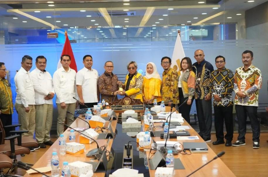 KP2MI dan DPR Dorong Revisi UU Pelindungan Pekerja Migran, Fokus pada Pelindungan Menyeluruh dan Kolaborasi Lintas Sektor