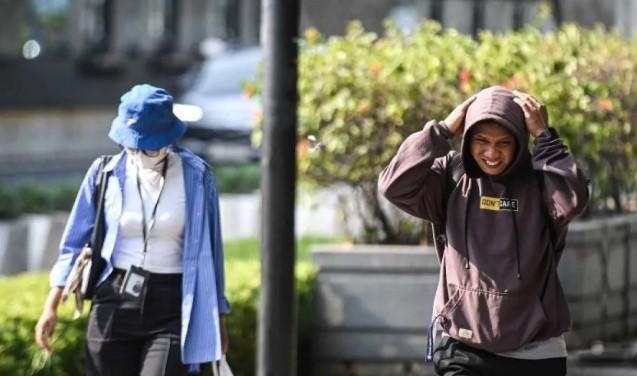 Pakar WHO Sarankan Pemprov DKI Sediakan Fasilitas Air Minum Umum di Tengah Cuaca Panas