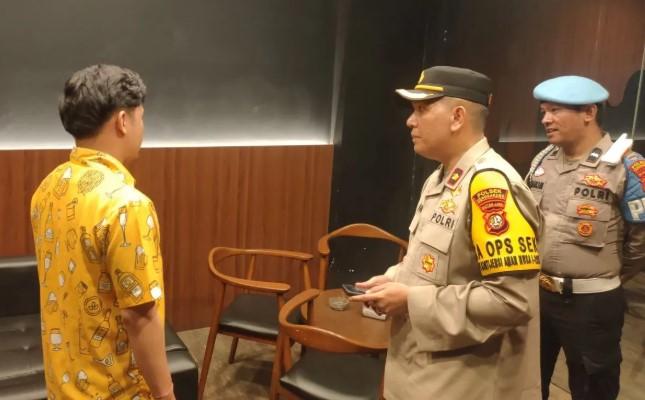 Tiga Orang Dikeroyok di Bar Cengkareng Akibat Salah Paham Soal Flash Ponsel