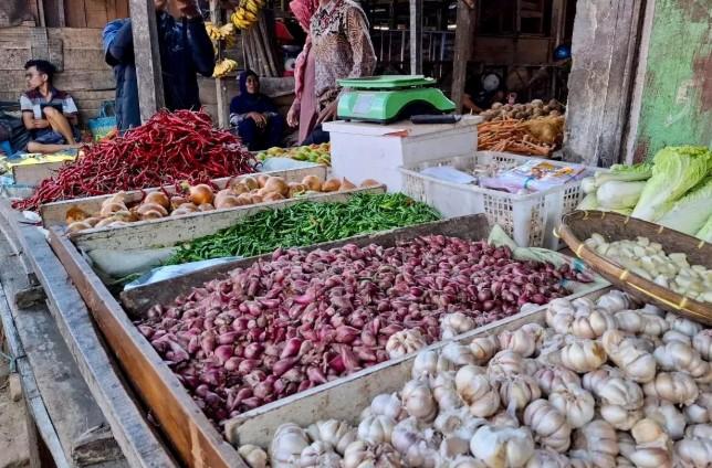 Bapanas Catat Penurunan Harga Sejumlah Komoditas Pangan Nasional per 16 Oktober 2025