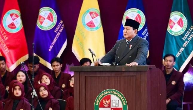 Prabowo di Depan Wisudawan UKRI: Hadapi Gagal, Jangan Menyerah, Terus Berjuang untuk Kebenaran