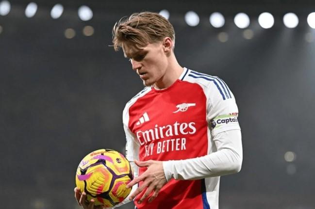 Cedera Lutut Kembali Hantam Arsenal, Martin Odegaard Absen Beberapa Pekan