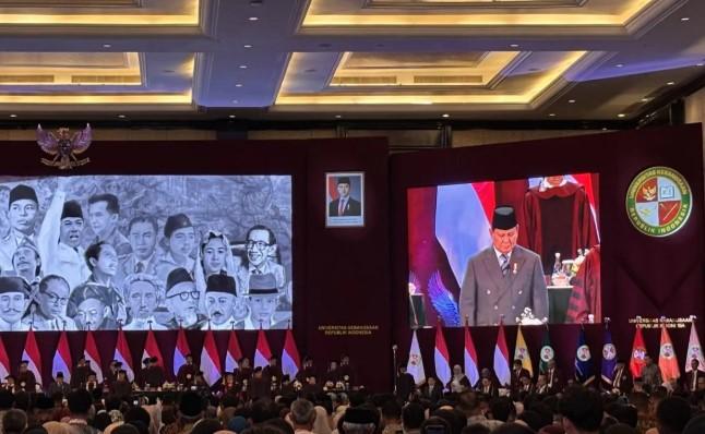 Presiden Prabowo Hadiri Wisuda UKRI, Apresiasi Peningkatan Akreditasi dan Lonjakan Mahasiswa