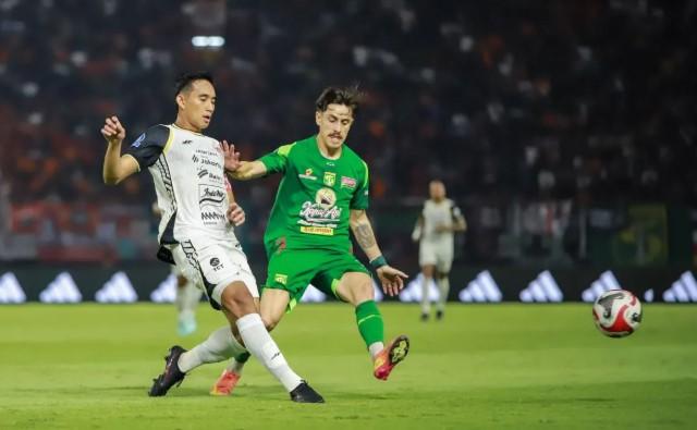Mauricio Souza Puji Ketangguhan Pertahanan dan Ketenangan Persija Usai Kalahkan Persebaya 3-1