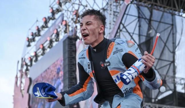 Raul Fernandez Raih Kemenangan Perdana di MotoGP Australia 2025, Tundukkan Di Giannantonio dan Bezzecchi