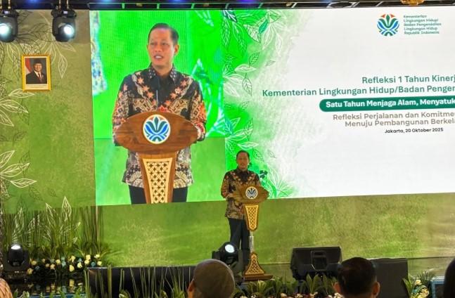 Refleksi Setahun KLH, Menteri Hanif Tegaskan Percepatan Persetujuan Lingkungan dan Penanganan Sampah