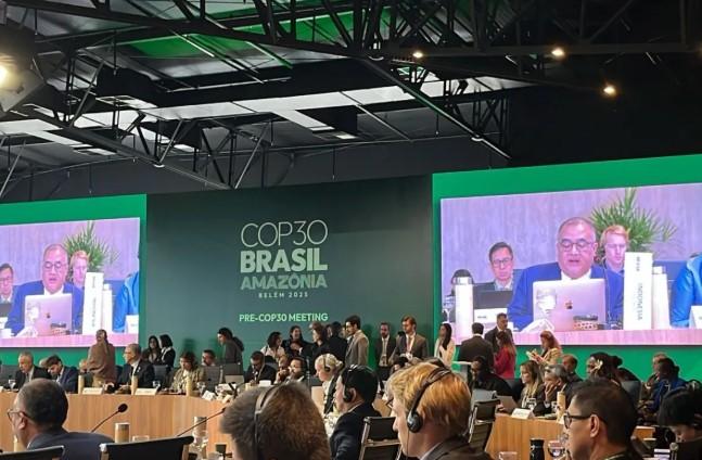 Komitmen Indonesia dalam Aksi Iklim Ditegaskan Kembali Jelang COP30 di Brasil