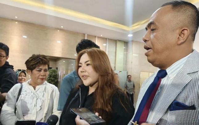Tersangka Kasus Pencemaran Nama Baik, Lisa Mariana Minta Penundaan Pemeriksaan di Bareskrim