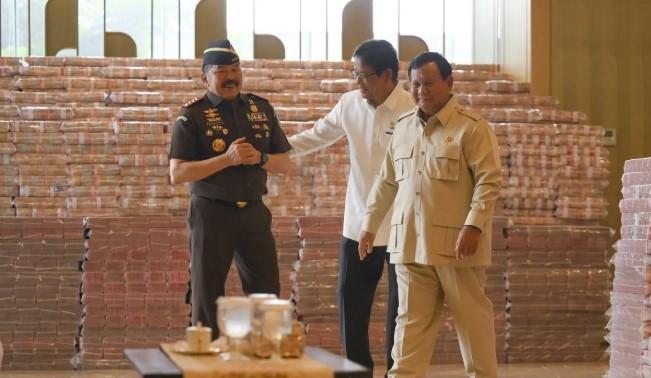Kejaksaan Agung Serahkan Rp13,2 Triliun Uang Korupsi CPO, Prabowo: Ini Kemenangan Kedaulatan Ekonomi