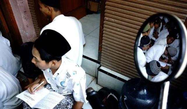 Transformasi Pesantren Jadi Pilar Indonesia Emas 2045, Momentum Hari Santri 2025 Jadi Titik Refleksi