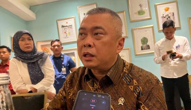 Menhub Dorong Elektrifikasi Jalur Kereta Nasional untuk Transportasi Ramah Lingkungan dan Modern