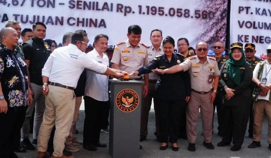 Ekspor Komoditas Unggulan Kalimantan Timur Tembus Rp5,4 Miliar, Tiga Produk Andalan Dikirim ke India dan Tiongkok