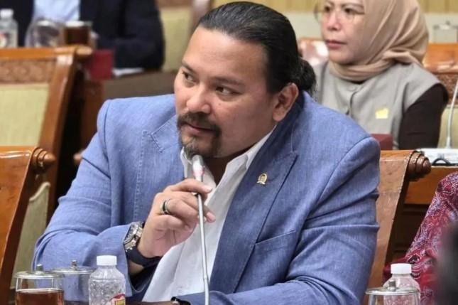 DPR Soroti Kasus Akses Mushola di Bekasi, Tegaskan Kebebasan Beragama Tak Boleh Dibatasi Pengembang