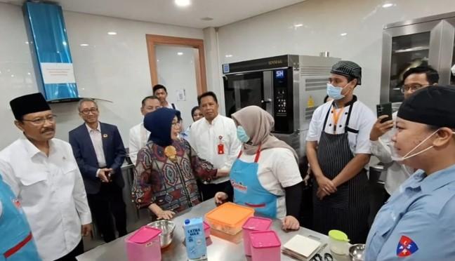 Kemensos Siapkan Penyandang Disabilitas Jadi Koki di Program Makan Bergizi Gratis