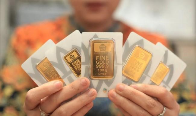 Harga Emas Antam Naik Rp33.000 Jadi Rp2,354 Juta per Gram pada Jumat, Buyback Juga Menguat