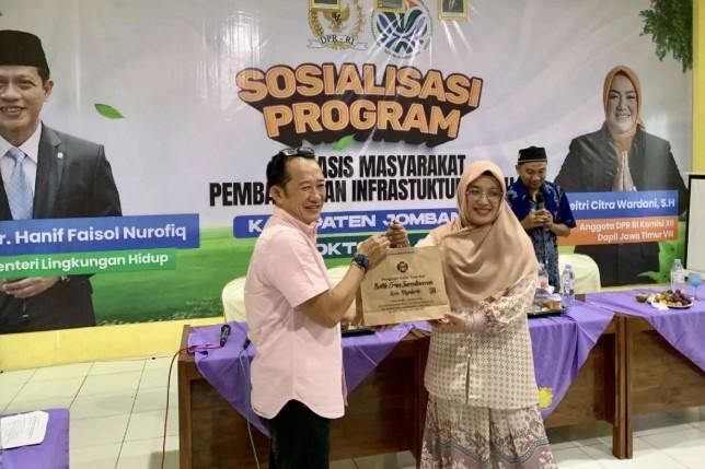 Resmikan IPAL di Jombang, DPR dan KLH Dorong Kesadaran Sanitasi Sejak Dini