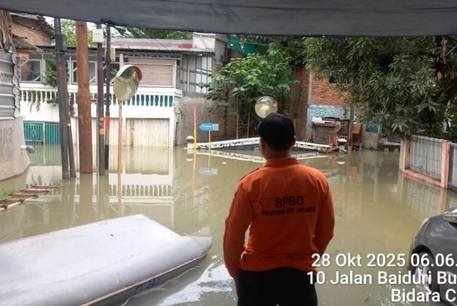 Banjir di Jakarta Berangsur Surut, BPBD Catat Tinggal 17 RT yang Masih Tergenang