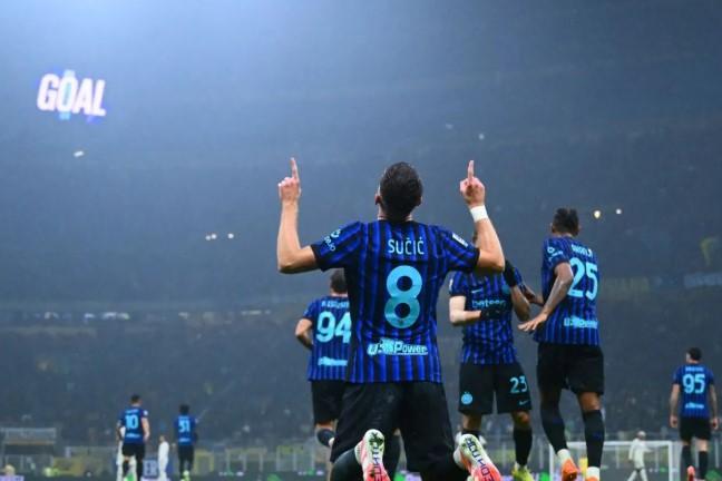 Petar Sucic Cetak Gol Perdana, Inter Milan Bungkam Fiorentina 3-0 dan Naik ke Posisi Ketiga